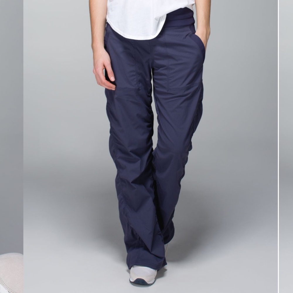 🍋 Lululemon dance studio pant size 4 tall